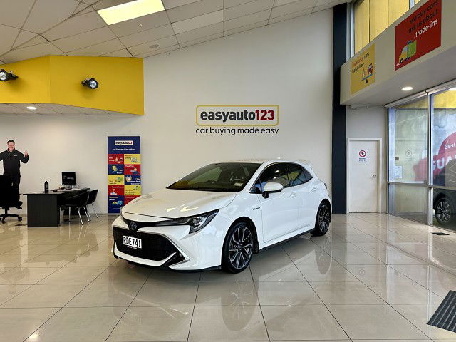 2018 Toyota Corolla ZR 1.8L Hybrid NZ New