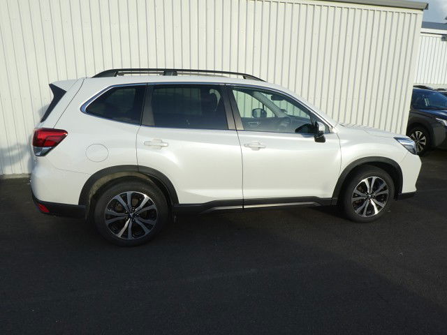 2019 Subaru Forester 2.5i sport plus