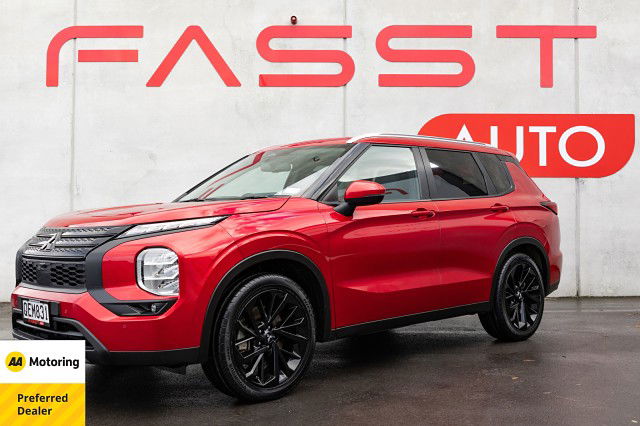 2023 Mitsubishi Outlander XLS 2.5P/CVT