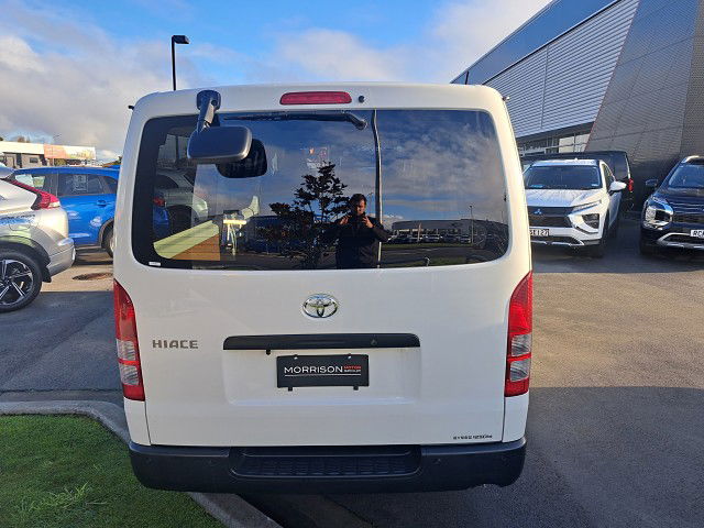 2025 Toyota Hiace 5DR Petrol BRAND NEW