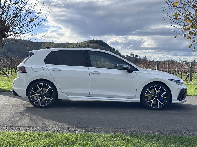 2025 Volkswagen Golf R