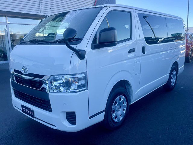 2025 Toyota Hiace GL SPEC 5DR PETROL BRAND NEW