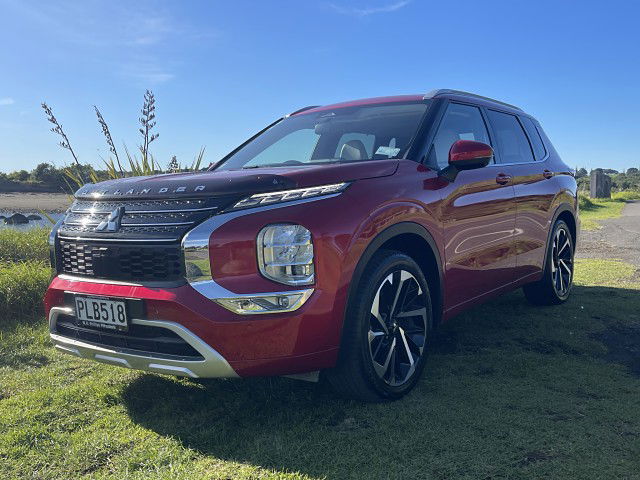 2022 Mitsubishi Outlander VRX 4WD
