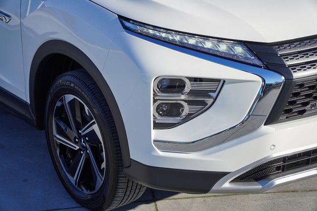 2025 Mitsubishi Eclipse Cross PHEV XLS 4WD