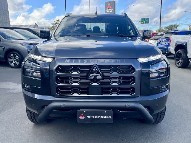 2025 Mitsubishi Triton DC WS 2.4D GSR 4WD 6AT