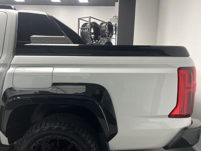 2025 Mitsubishi Triton GSR 4WD 6AT