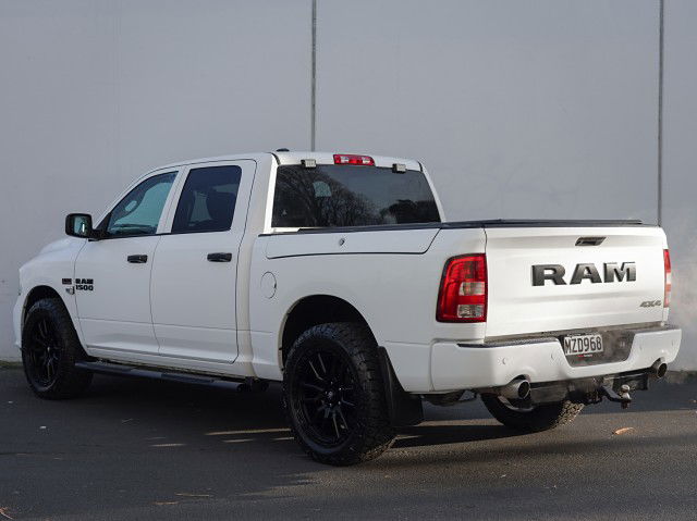 2020 RAM 1500 Express Crew Rambox 5.7P 4WD 8A 4Dr Ute