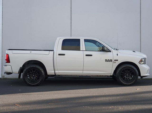 2020 RAM 1500 Express Crew Rambox 5.7P 4WD 8A 4Dr Ute