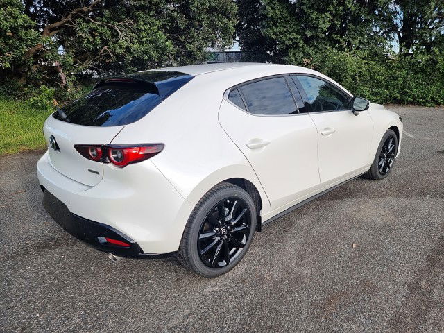 2025 Mazda 3 Homura Hatch 2.5 6AT
