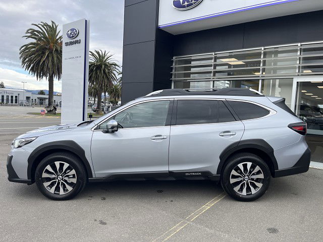 2025 Subaru Outback Touring 2.5
