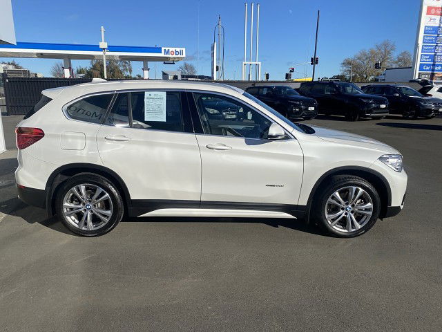 2017 BMW X1 sDrive20i Sport Line