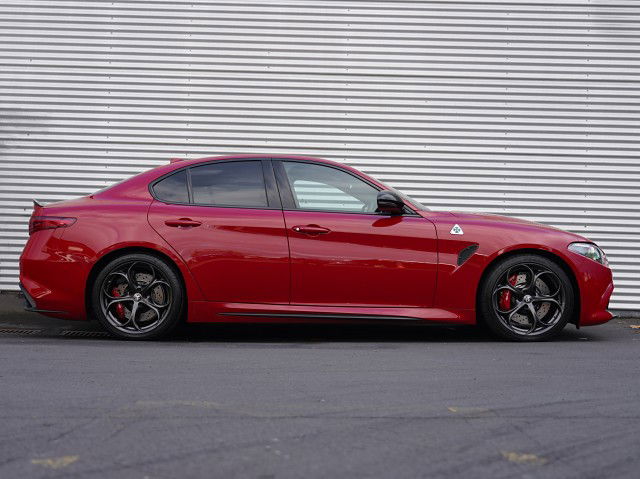 2024 Alfa Romeo Giulia Quadrifoglio