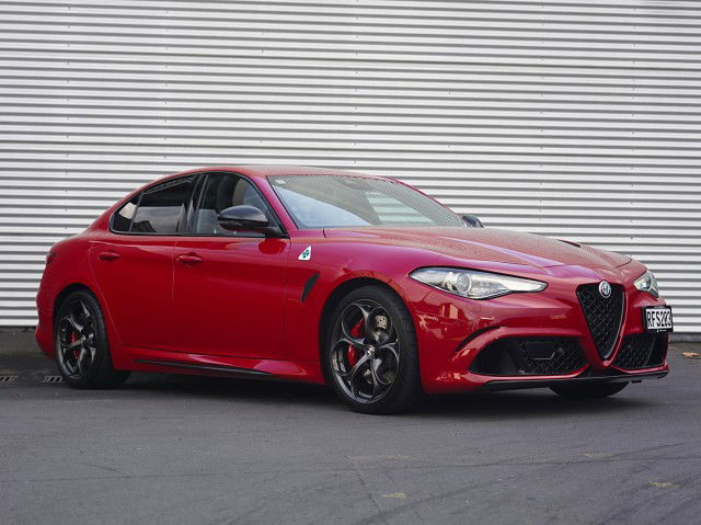 2024 Alfa Romeo Giulia Quadrifoglio