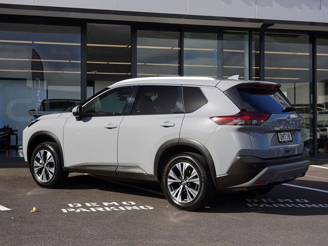 2024 Nissan X-Trail St-L 2.5P/4Wd/Cvt