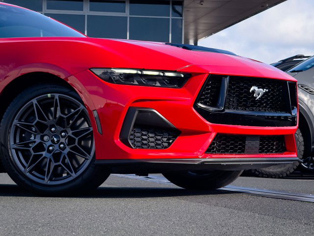 2025 Ford Mustang 5.0L Fastback At 5.0
