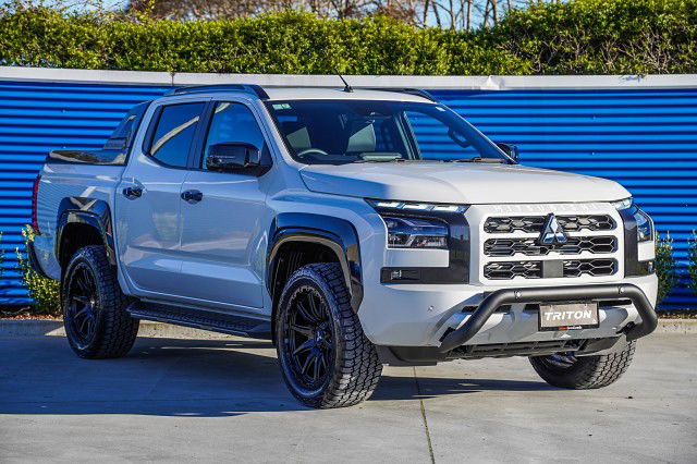 2025 Mitsubishi Triton GSR Field Days Edition 4x4