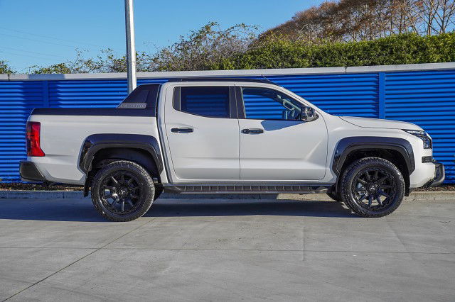 2025 Mitsubishi Triton GSR Field Days Edition 4x4