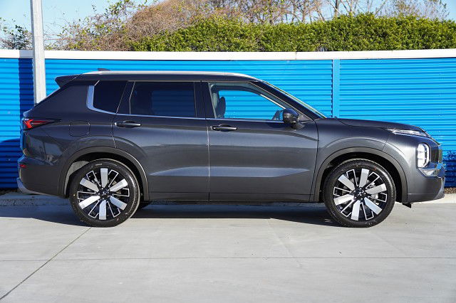2025 Mitsubishi Outlander 2.5P VRX 4WD CVT