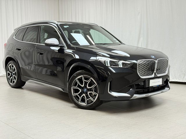 2024 BMW iX1 72EG eDrive20 xLine + Innovations