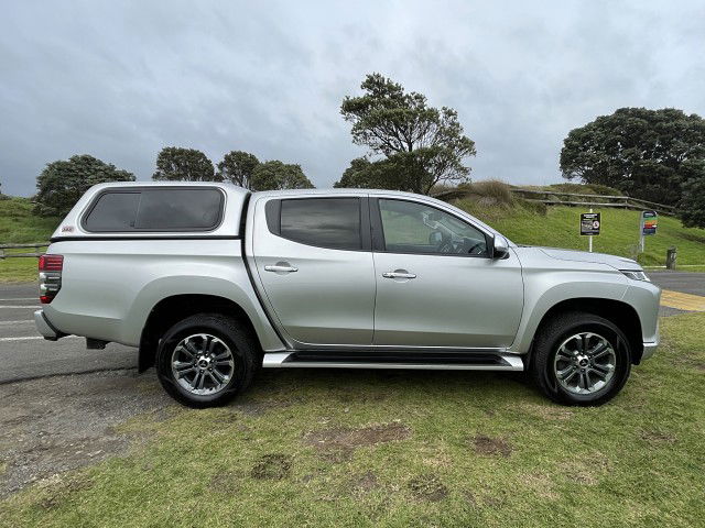 2022 Mitsubishi Triton DC GLXR 2.4D 4WD