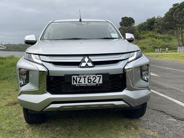 2022 Mitsubishi Triton DC GLXR 2.4D 4WD