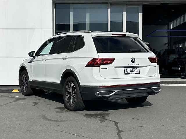 2024 Volkswagen Tiguan Allspace Style AWD