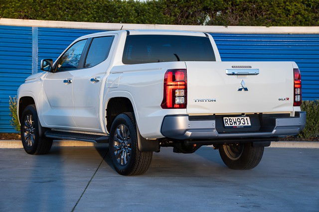 2025 Mitsubishi Triton GLX-R 4x4 6-sp auto