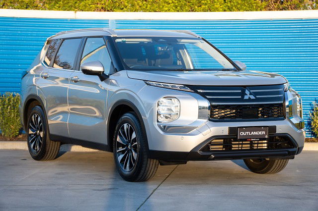2025 Mitsubishi Outlander 2.5P LS 4WD CVT