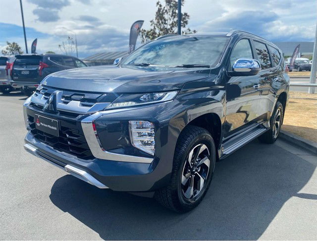 2025 Mitsubishi Pajero Sport 2.4D VRX 4WD 8AT