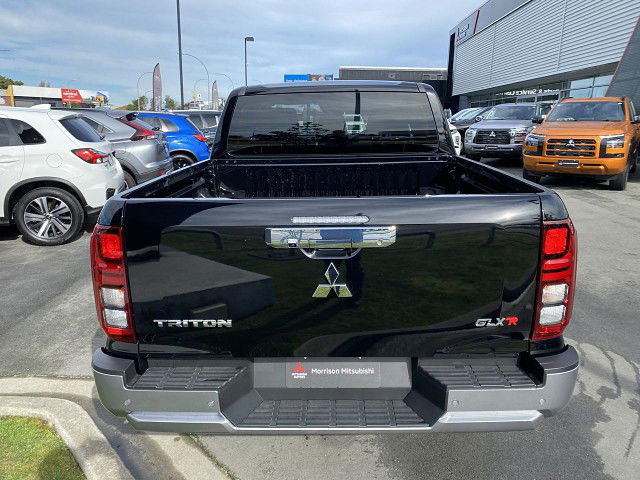 2025 Mitsubishi Triton DC WS 2.4D GLXR 4WD 6AT