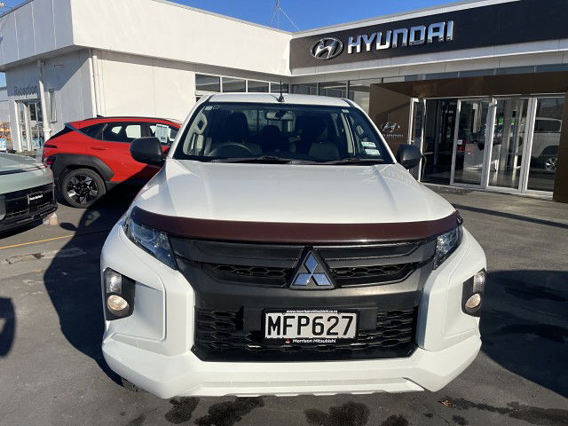 2019 Mitsubishi Triton DC GLX 4WD 6MT 2.4D