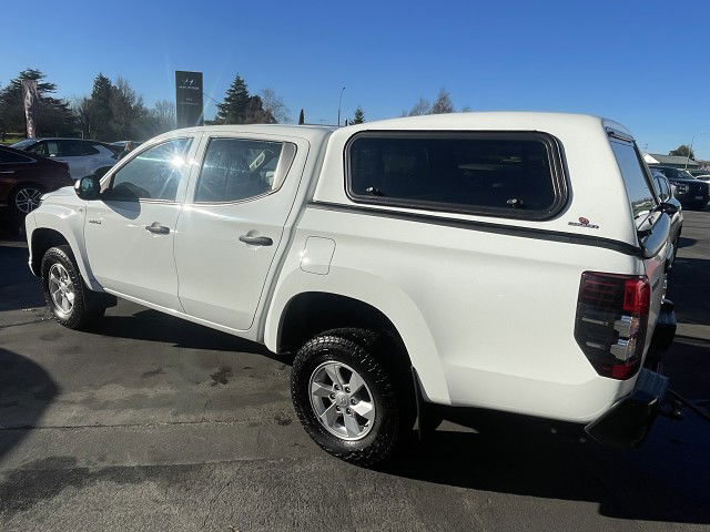 2019 Mitsubishi Triton DC GLX 4WD 6MT 2.4D