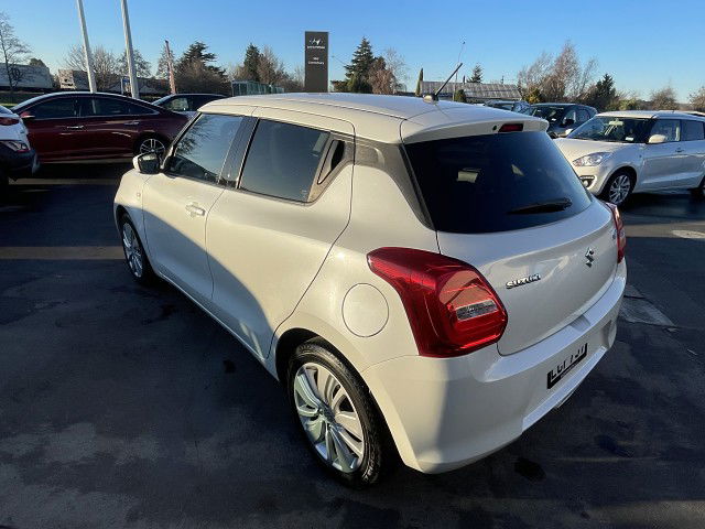 2017 Suzuki Swift Glxc 1.2P/Cvt