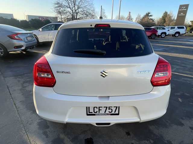 2017 Suzuki Swift Glxc 1.2P/Cvt