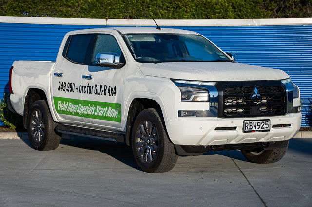 2025 Mitsubishi Triton GLX-R 4x4 6-sp auto