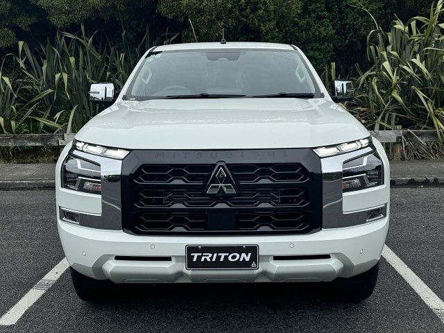2025 Mitsubishi Triton GLXR 2WD