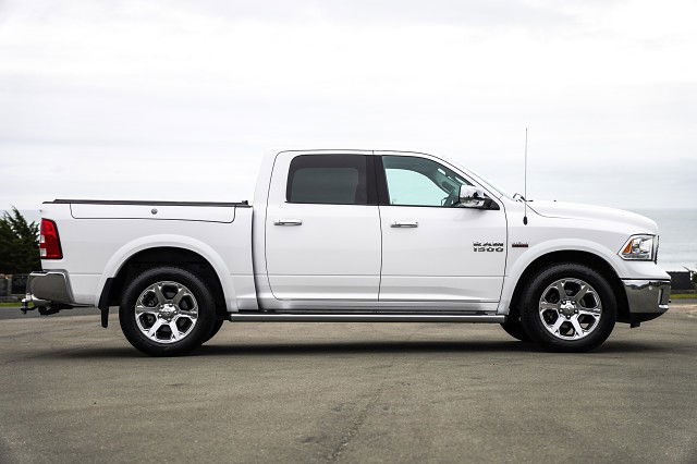 2019 RAM 1500 Laramie V8 RamBox