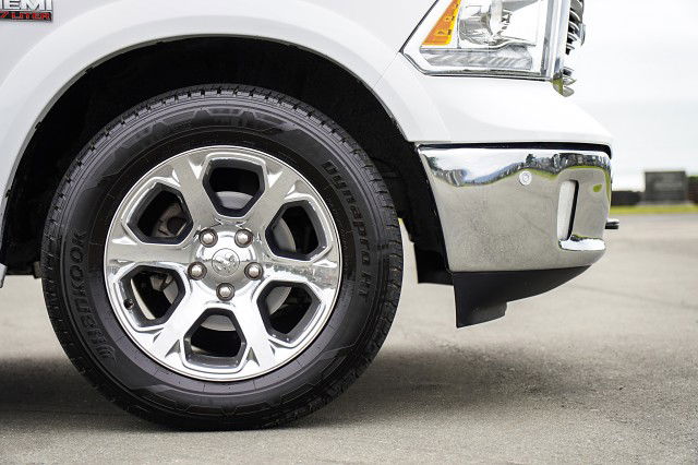 2019 RAM 1500 Laramie V8 RamBox