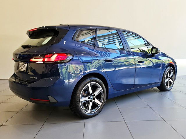 2023 BMW 225e Xdrive PHEV