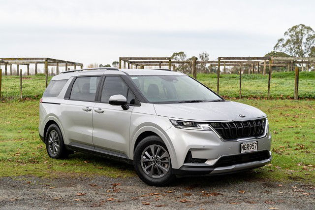 2021 Kia Carnival EX