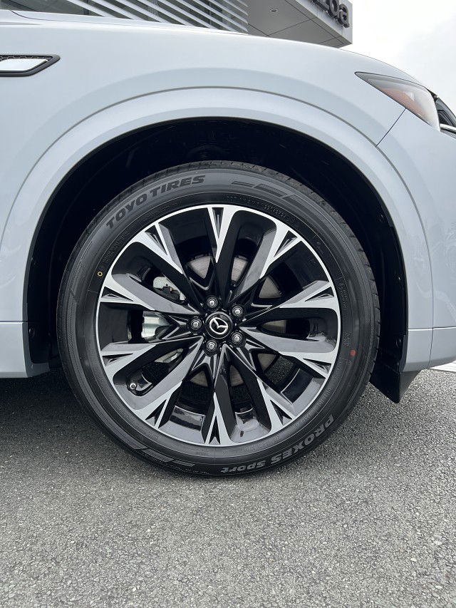 2025 Mazda CX-90 Takami AWD 3.3L Hybrid