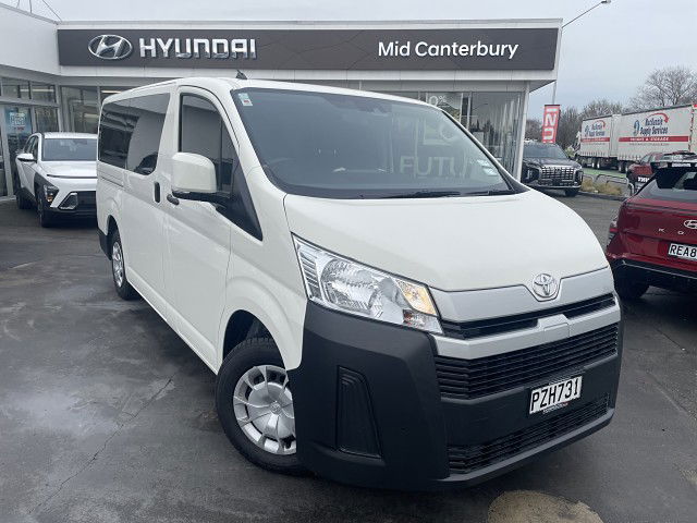 2023 Toyota Hiace Zr Gvn 2.8Dt/6Mt