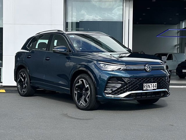 2025 Volkswagen Tiguan R-Line Touring Pack 1.4PT/7AT