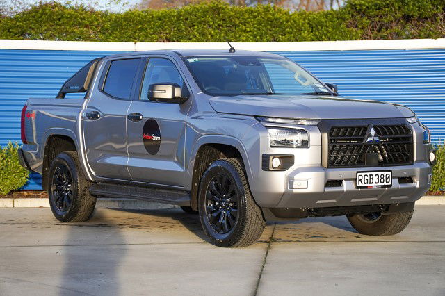 2025 Mitsubishi Triton GLX Sport Field Days Edition 4x4
