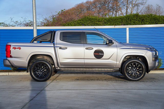 2025 Mitsubishi Triton GLX Sport Field Days Edition 4x4