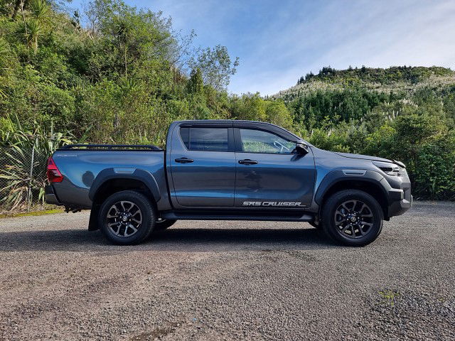 2023 Toyota Hilux Sr5 Cruiser Td Dc 2.