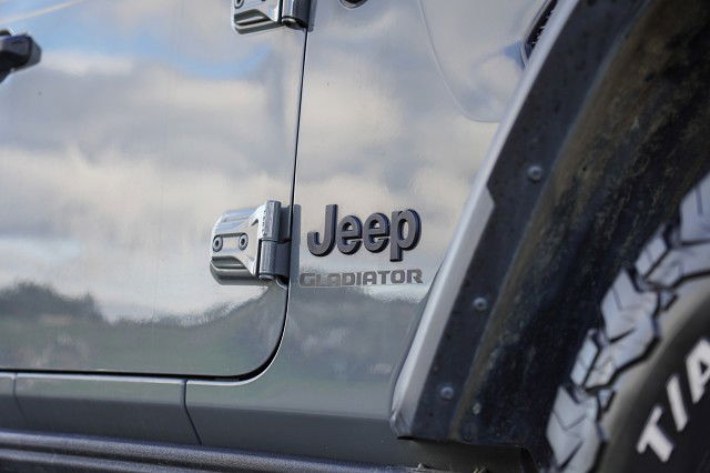 2021 Jeep Gladiator Sport 3.6P/4Wd/8At