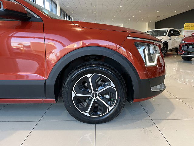 2023 Kia Niro Light 1.6Ph/6Am