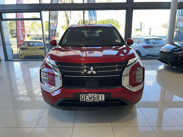 2023 Mitsubishi Outlander Ls 2.5P/Cvt