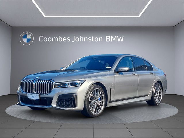 2022 BMW 750i xDrive M-Sport